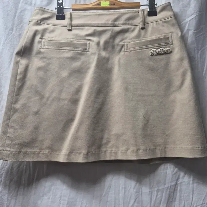 [BUNJANG] Malbon Golf Skirt Beige Size 64 / 말본 골프 스커트 베이지 64