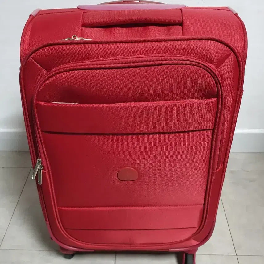 [BUNJANG] Delsey 20-inch Soft Carry-on Luggage / 델시 Delsey 20인치 소프트 캐리어 기내용