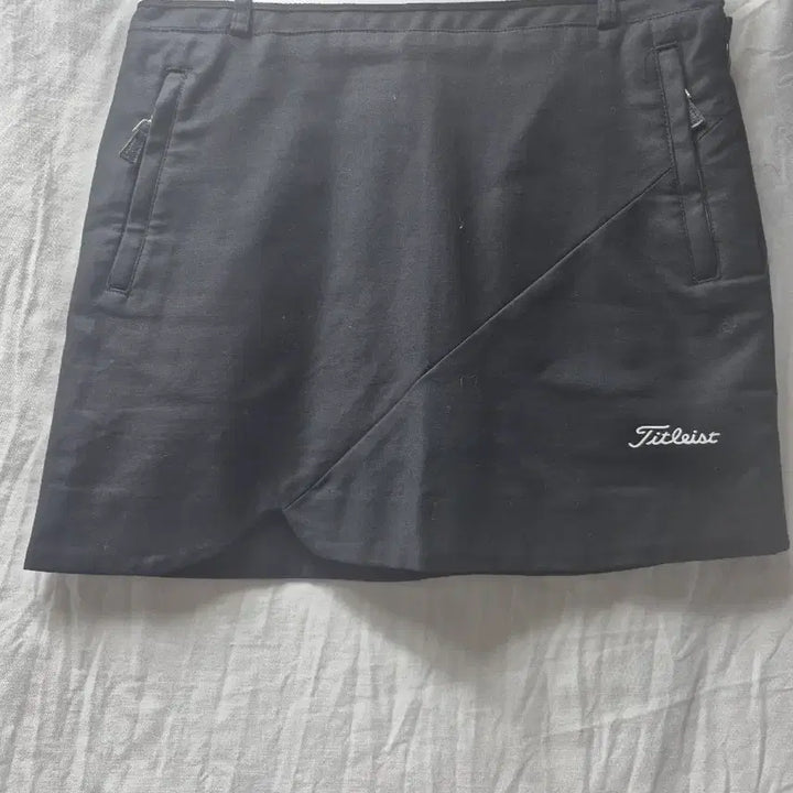 [BUNJANG] Titleist Golf Skirt Black / 타이틀리스트 골프 스커트 블랙