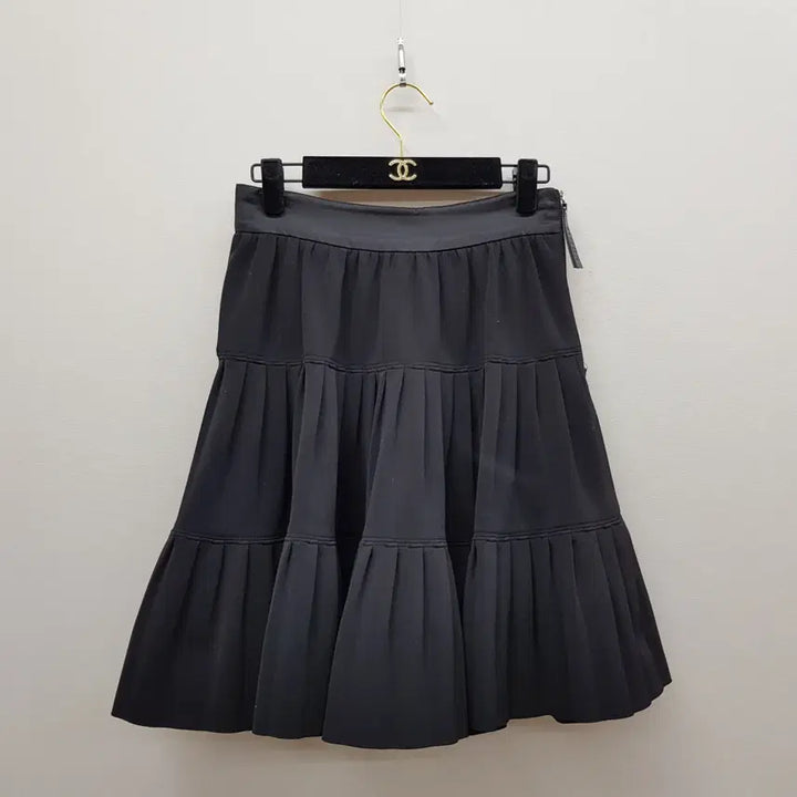 [BUNJANG] Lucky Chouette Atelier 2022 Black Tiered Flare Skirt / 럭키슈에뜨 아틀리에 2022 캉캉 플레어 스커트 36사이즈