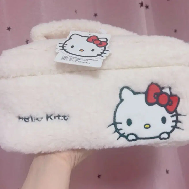 [BUNJANG] Hello Kitty Cosmetic Bag Pouch / 새상품 헬로키티 파우치 정가3만 코스메틱 가방 산리오 손잡이 대용량 여행