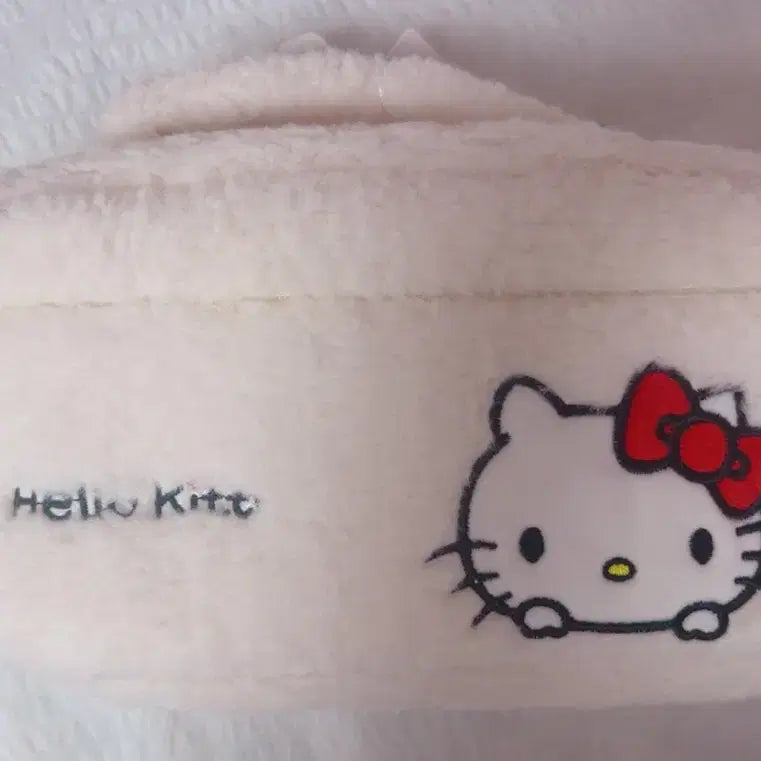 [BUNJANG] Hello Kitty Cosmetic Bag Pouch / 새상품 헬로키티 파우치 정가3만 코스메틱 가방 산리오 손잡이 대용량 여행