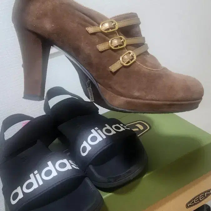 [BUNJANG] Kisscat Brown Suede Heels Size 230 / 키스캣 브라운 스웨이드 힐 230