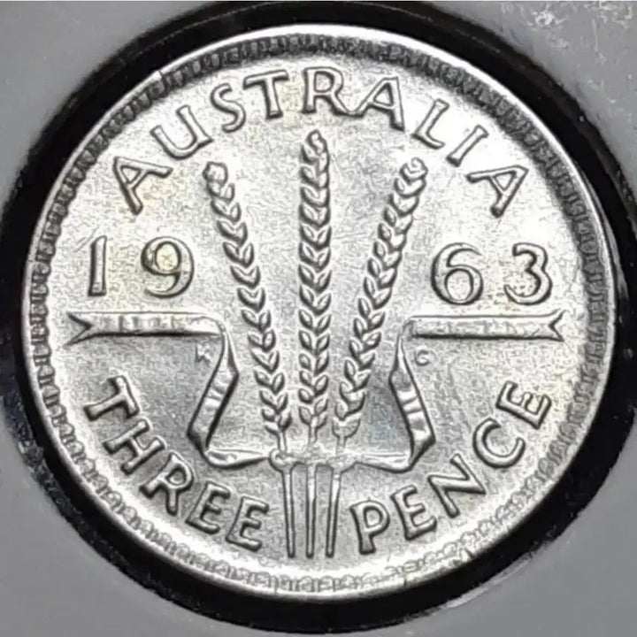 [BUNJANG] Australia 1963 3 Pence Silver Coin (Uncirculated) / [은화] 오스트레일리아 미사용 1963년 3펜스.외국주화 주화 화폐 동전