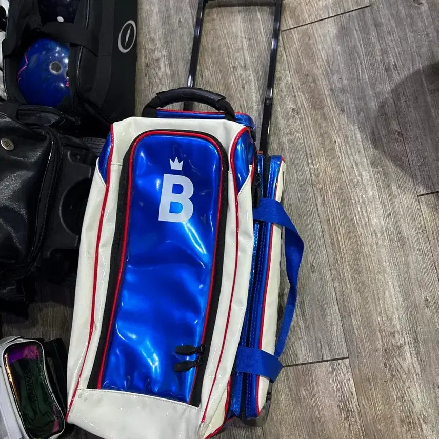 [BUNJANG] Brunswick 2-Ball Bowling Bag with 4 Bowling Balls / 브런스윅 2볼백 투핸드지공 볼링공 4개
