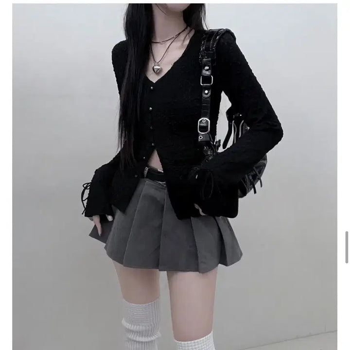 [BUNJANG] Avery Blouse / 에이블리 블라우스