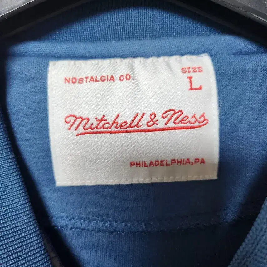 [BUNJANG] Mitchell &amp; Ness Chicago Cubs Varsity Jacket Size L / 미첼앤네스 시카고 컵스  바시티 자켓 사이즈 100