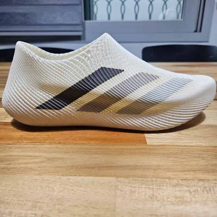 [BUNJANG] Adidas KITH Climacool Off-White Sneakers / 아디다스 KITH 클라이마쿨 오프화이트 285판매합니다.