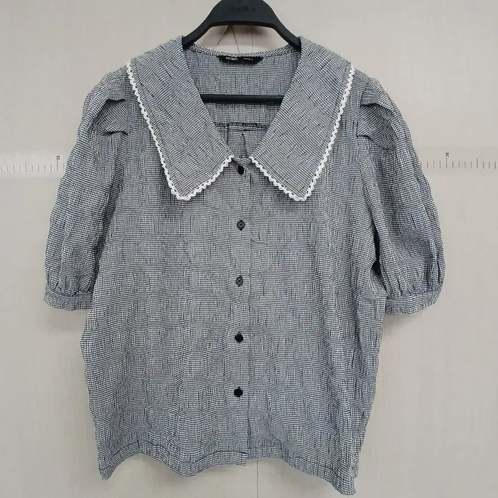 [BUNJANG] Mixxo Mono Lace Collar Check Short-Sleeve Blouse / 믹쏘 모노 레이스 카라 체크 반팔 블라우스
