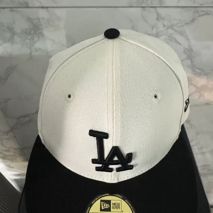 [BUNJANG] LA Dodgers 59FIFTY New Era Cap / LA다저스 59피프티 뉴에라 캡모자
