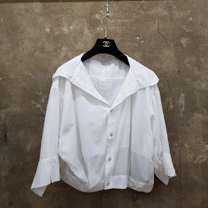 [SOLD OUT] 한섬 시스템 2022 오버핏 카라넥 셔츠 88-98-165사이즈