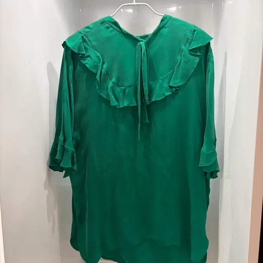 [SOLD OUT] 산드로 프릴 블라우스