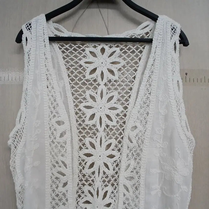 [SOLD OUT] 레이스 조끼 흰색