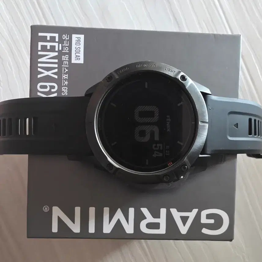 [SOLD OUT] 가민 펜릭스 6X 프로 솔라 GPS 워치