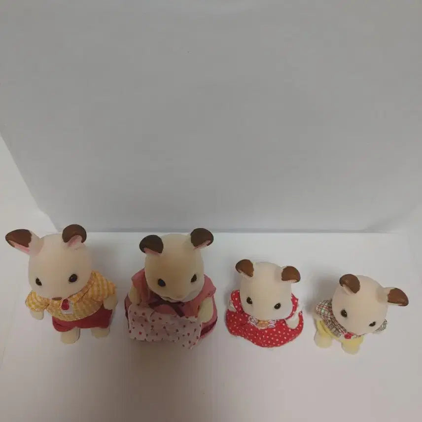 [BUNJANG] Sylvanian Families Chocolate Rabbit Family / 실바니안 초콜릿토끼 가족