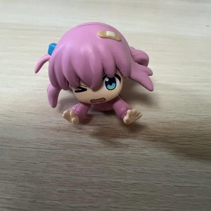 [BUNJANG] Bocchi the Rock! Hitori Gotoh "Kudari" Gacha Figure / 봇치 더락 고죠 히토리 꽈당 가챠 피규어