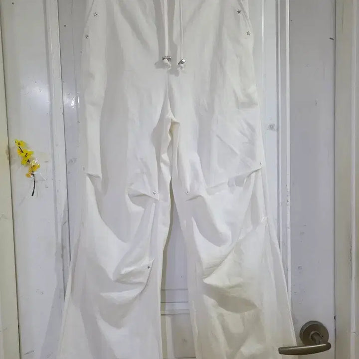[BUNJANG] Summer Wide-Leg Cotton Pants with Star Detail / 여름  요즘유행하는 고급스러운 디자인이쁜  별  밴딩 면 통바지