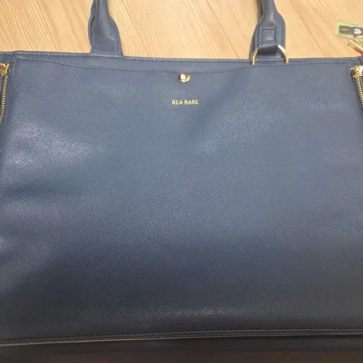 [SOLD OUT] 사용감많른 리아레아 REA RARE 이타백 네이비