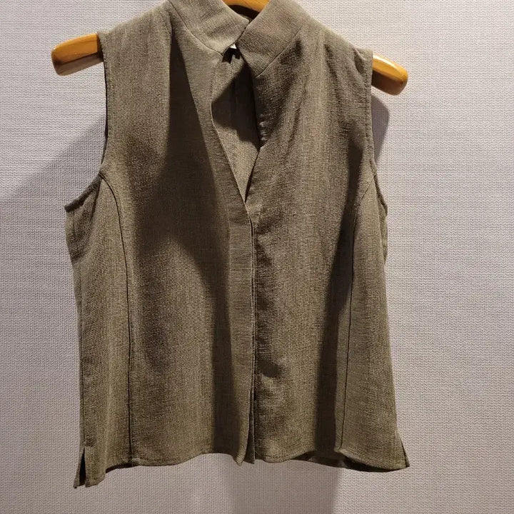 [SOLD OUT] 아르마니 이태리  민소매