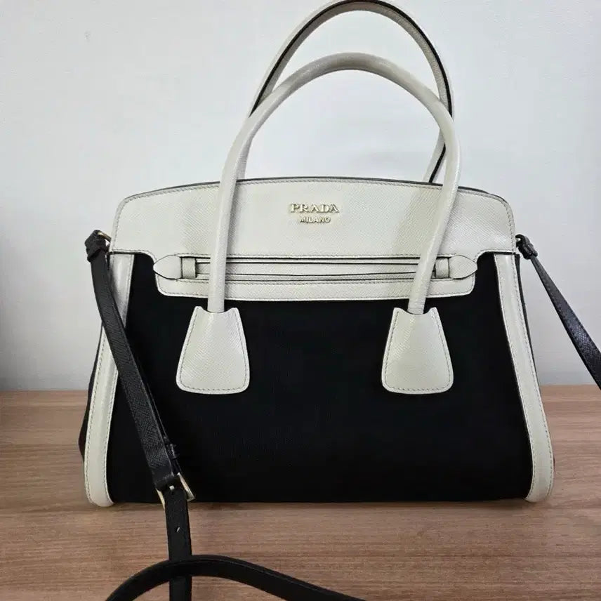 [BUNJANG] Prada Tote Bag / 프라다 토트백