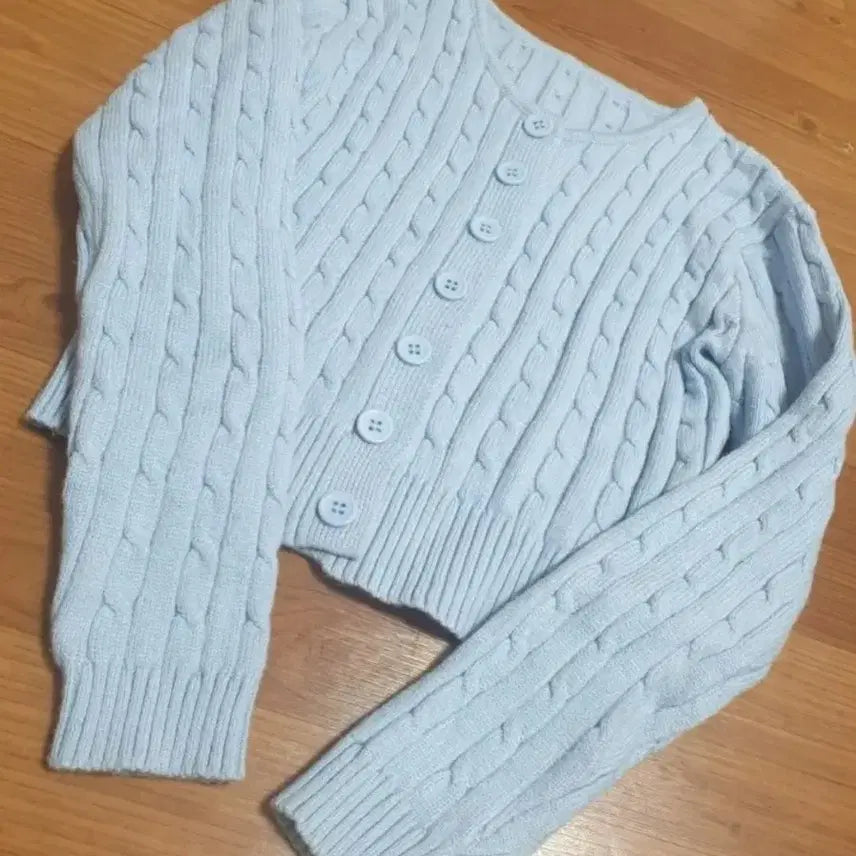 [BUNJANG] Sky Blue Cable Knit Cardigan / (새상품)하늘색 케이블가디건  꽈배기가디건