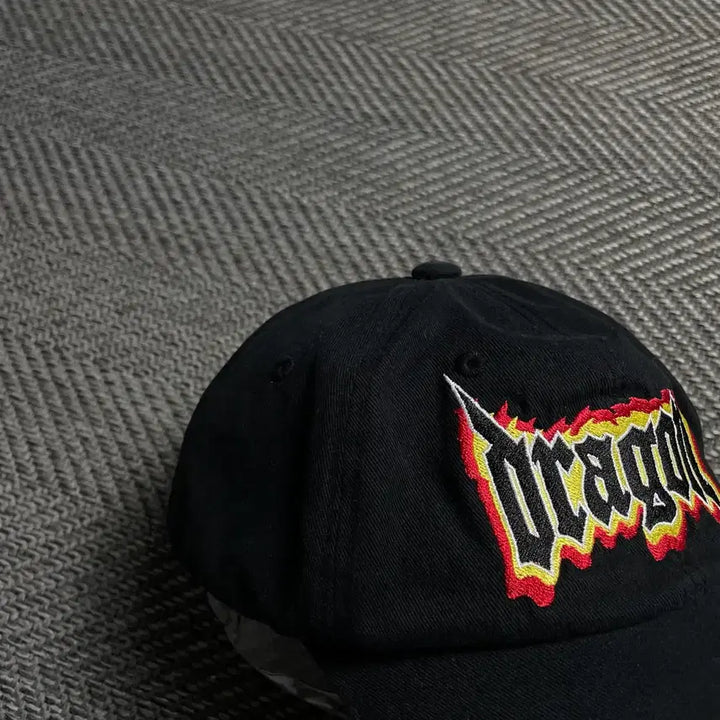 [BUNJANG] 8 Seconds x G-Dragon Embroidered Logo Collaboration Ball Cap / 에잇세컨즈x지드래곤GD 자수로고 콜라보 볼캡o 6193