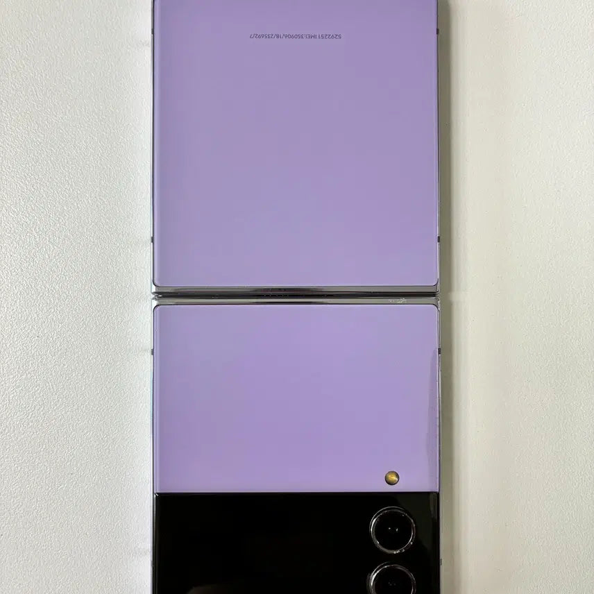 [BUNJANG] Samsung Galaxy Z Flip 4 Violet 256GB Used / 갤럭시 플립4 바이올렛 256G 사용감 있는 제품으로 저렴히 판매합니다.