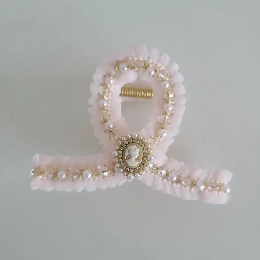[BUNJANG] Lace Pearl Cameo Hair Claw Clip Pink / 레이스 진주 카메오 헤어 집게핀 핑크