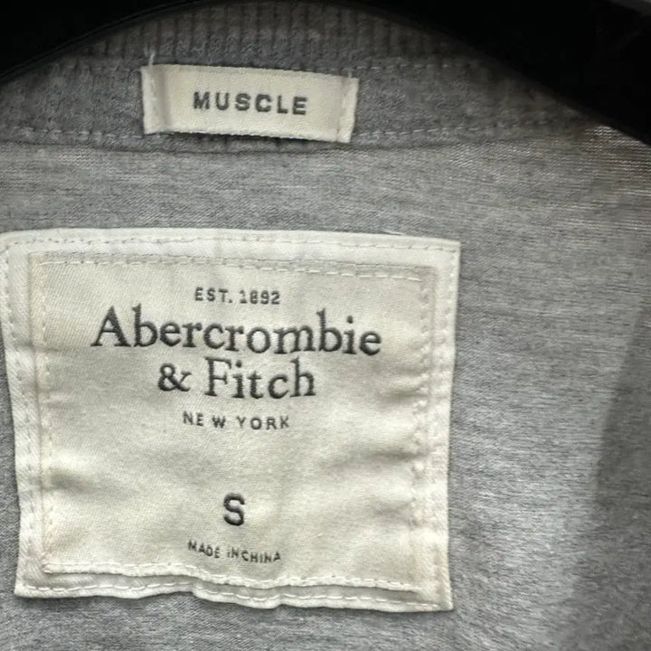 [BUNJANG] Abercrombie &amp; Fitch Y2K Long Sleeve T-Shirt Women&