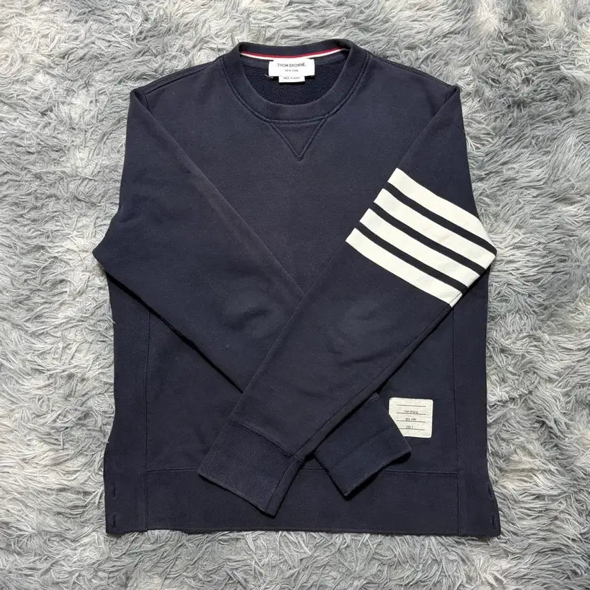 [BUNJANG] Thom Browne Signature Stripe Sweatshirt Navy Size 3 / 톰브라운 사선 완장 맨투맨 {size 3}
