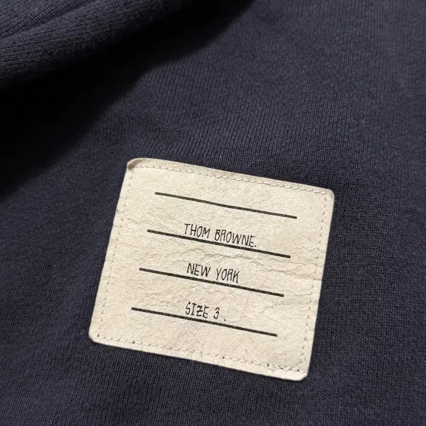 [BUNJANG] Thom Browne Signature Stripe Sweatshirt Navy Size 3 / 톰브라운 사선 완장 맨투맨 {size 3}