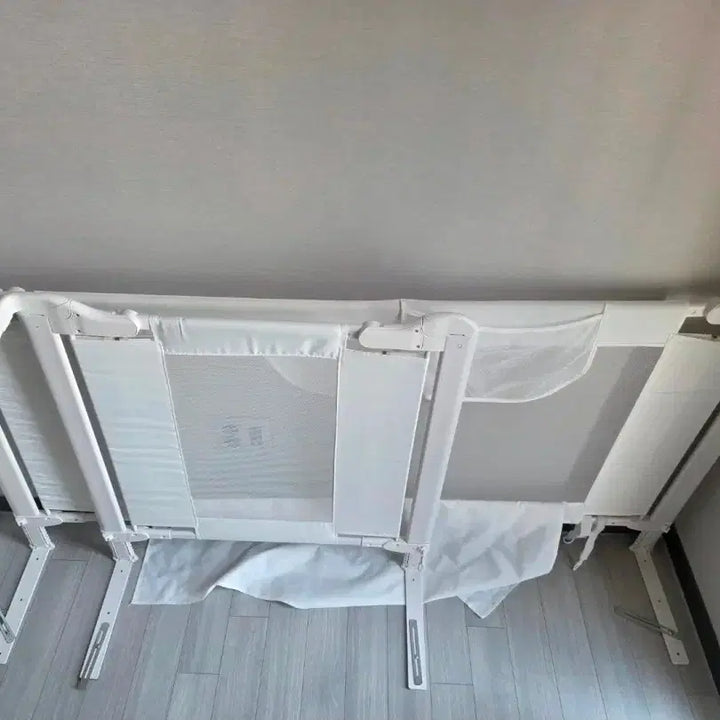 [BUNJANG] Ikea BUSUNGE Bed Guard (160cm) / 이케아 부숭에 침대가드