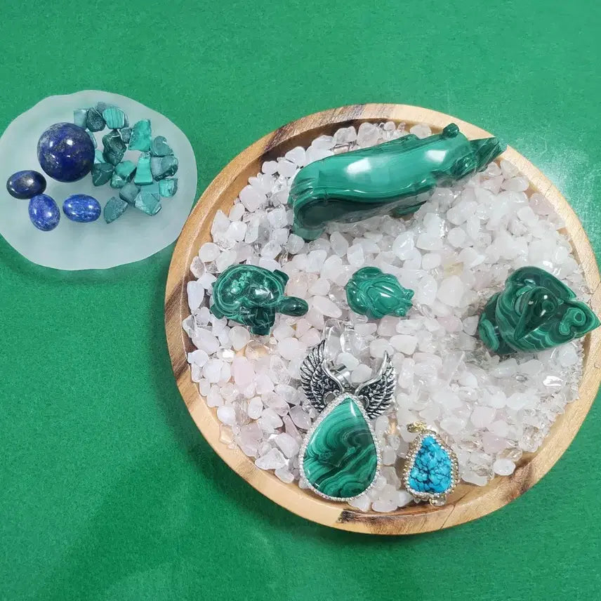 [BUNJANG] Malachite and Lapis Lazuli Stone Carvings, Pendants, Sphere Bundle Set / 말라카이트 윈석 조각상, 펜던트, 청금석 스피어 등 일괄