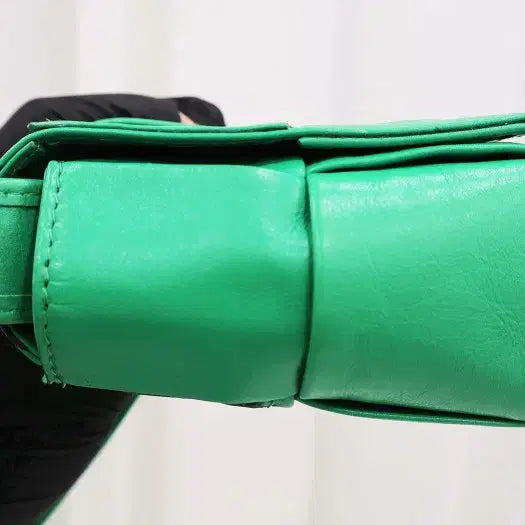 [BUNJANG] Bottega Veneta Cassette Belt Crossbody Bag 651053 / 보테가베네타 카세트 벨트 크로스백 651053 백화점