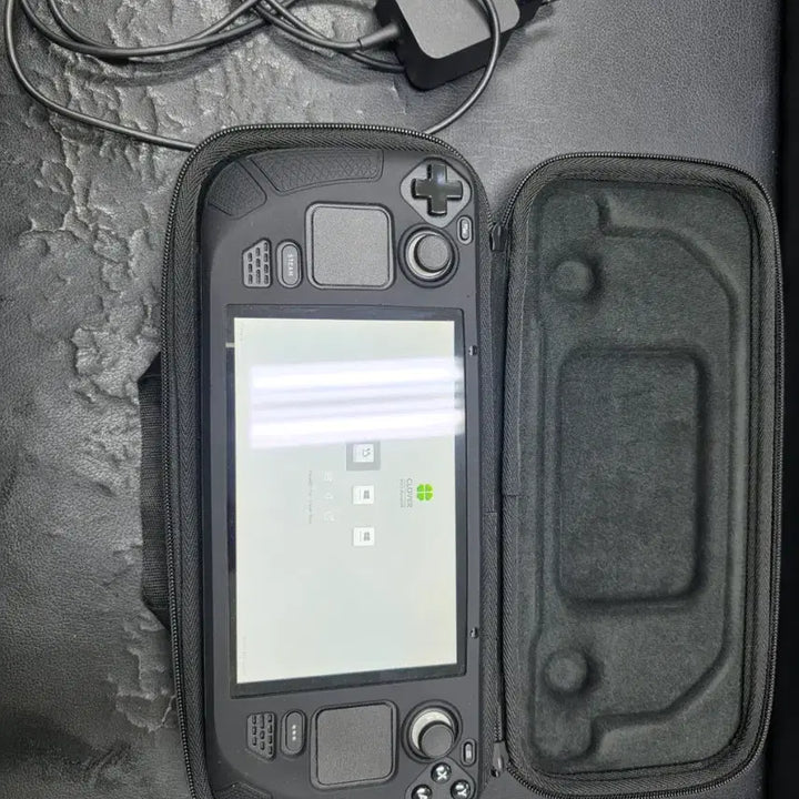 [BUNJANG] Steam Deck LCD 256GB Handheld Gaming Console with Charger / 스팀덱lcd 256 휴대용 게임기 + 충전기