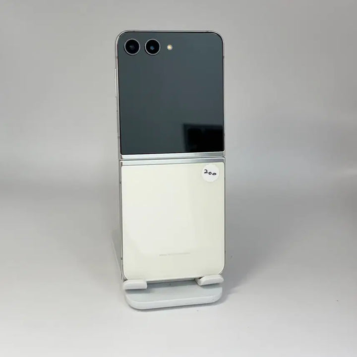 [BUNJANG] Samsung Galaxy Z Flip 5 5G 256GB White (A+ Grade) / (200) 특가 갤럭시Z플립5 5G 256G 화이트 A+급