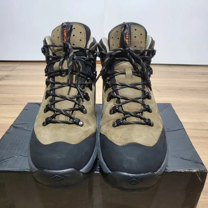 [SOLD OUT] 캠프라인