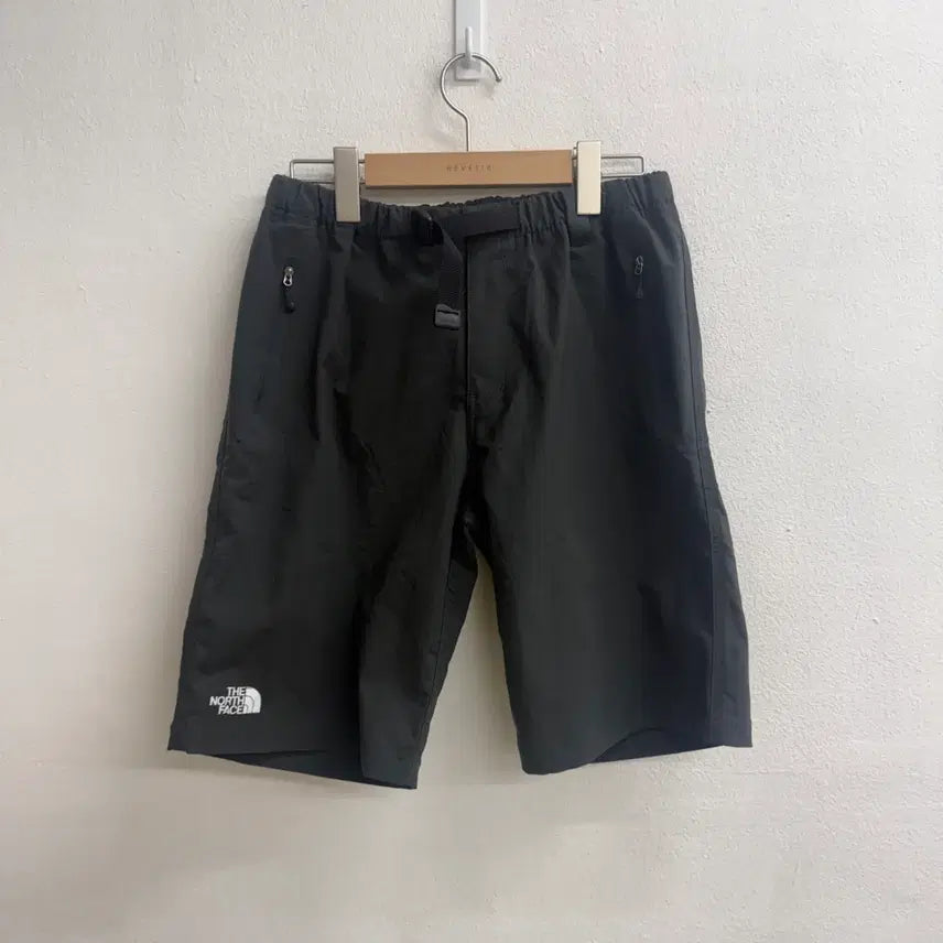 [BUNJANG] The North Face Cargo Black Shorts (M) / 노스페이스 카고 블랙 반바지 (M)