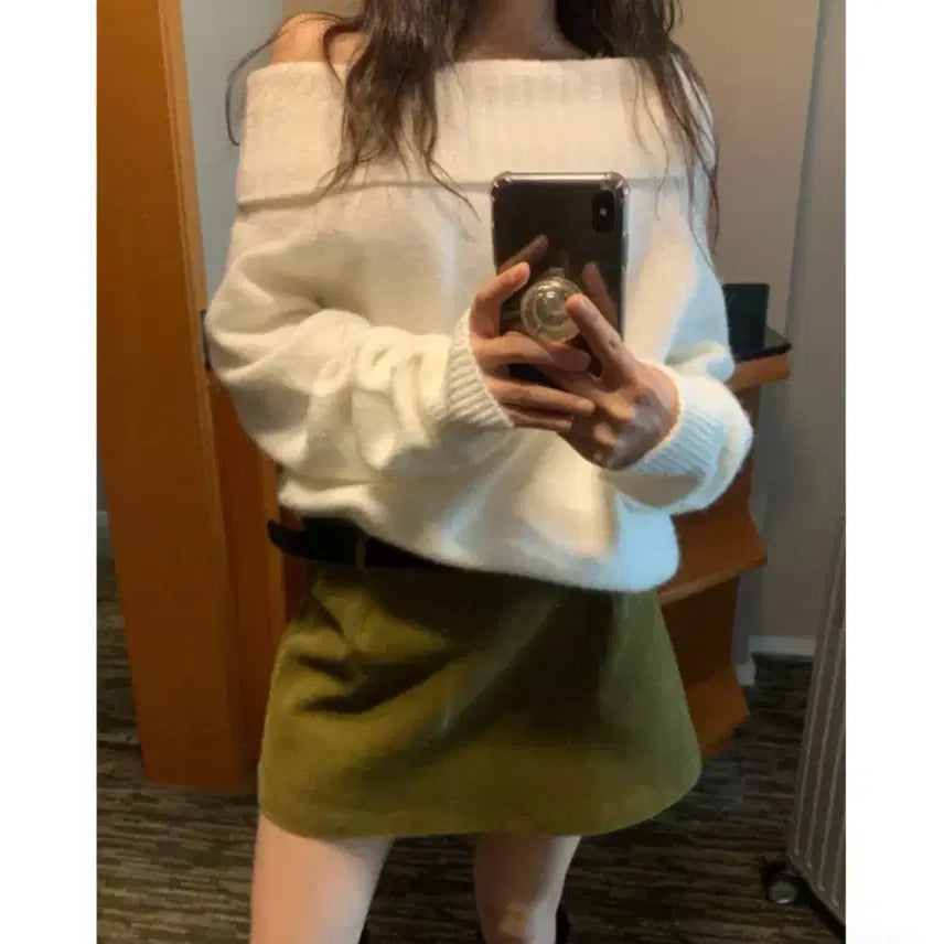 [BUNJANG] Khaki Corduroy Mini Skirt (Size S) / 카키 노엘 코듀로이 미니 스커트 (s)