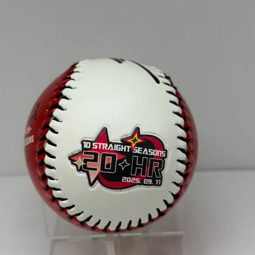 [BUNJANG] Choi Jeong 20*10 Home Run Commemorative Ball Autographed Ball / SSG랜더스 최정 20*10 홈런 기념구 친필 싸인볼
