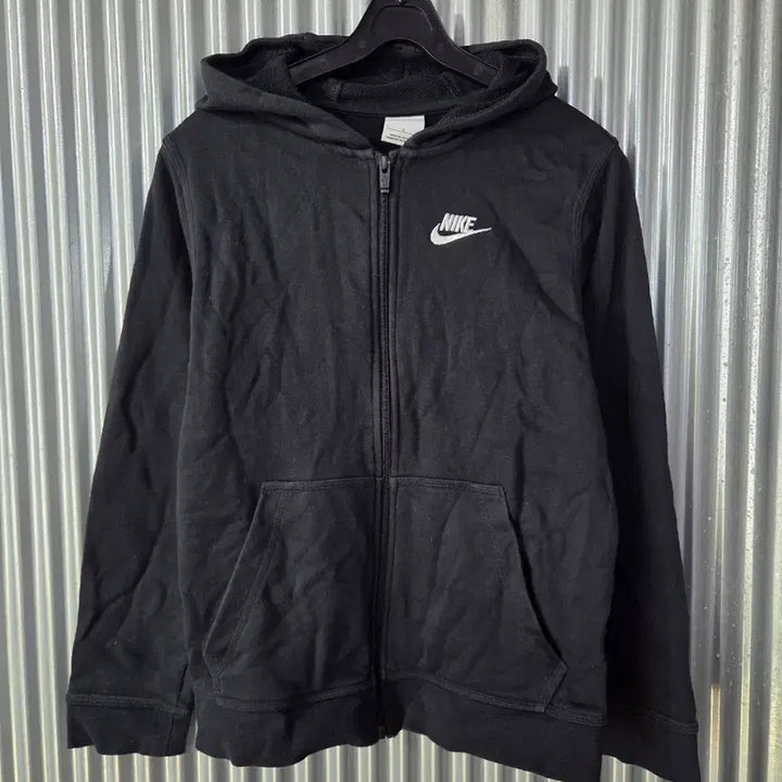 [BUNJANG] Nike Kids Hoodie Zip-Up Black Size L12-13 / L12-13 나이키 키즈 후드 집업 블랙
