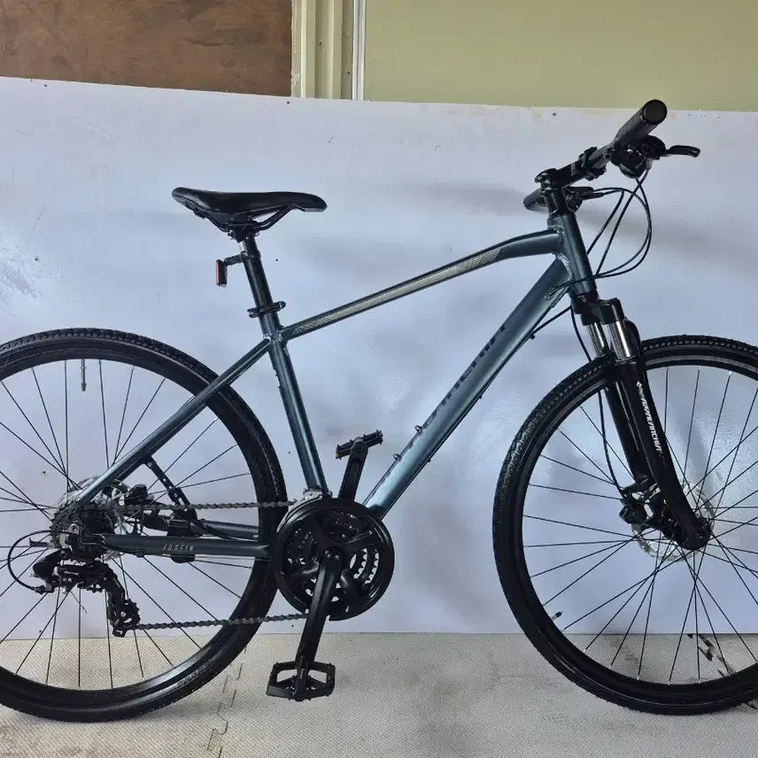 [BUNJANG] 2025 Samchuly Appalanchia 700C Justin 21D Hybrid Bicycle / 2025년형 삼천리 아팔란치아 700C 저스틴 21D 하이브리드 자전거.
