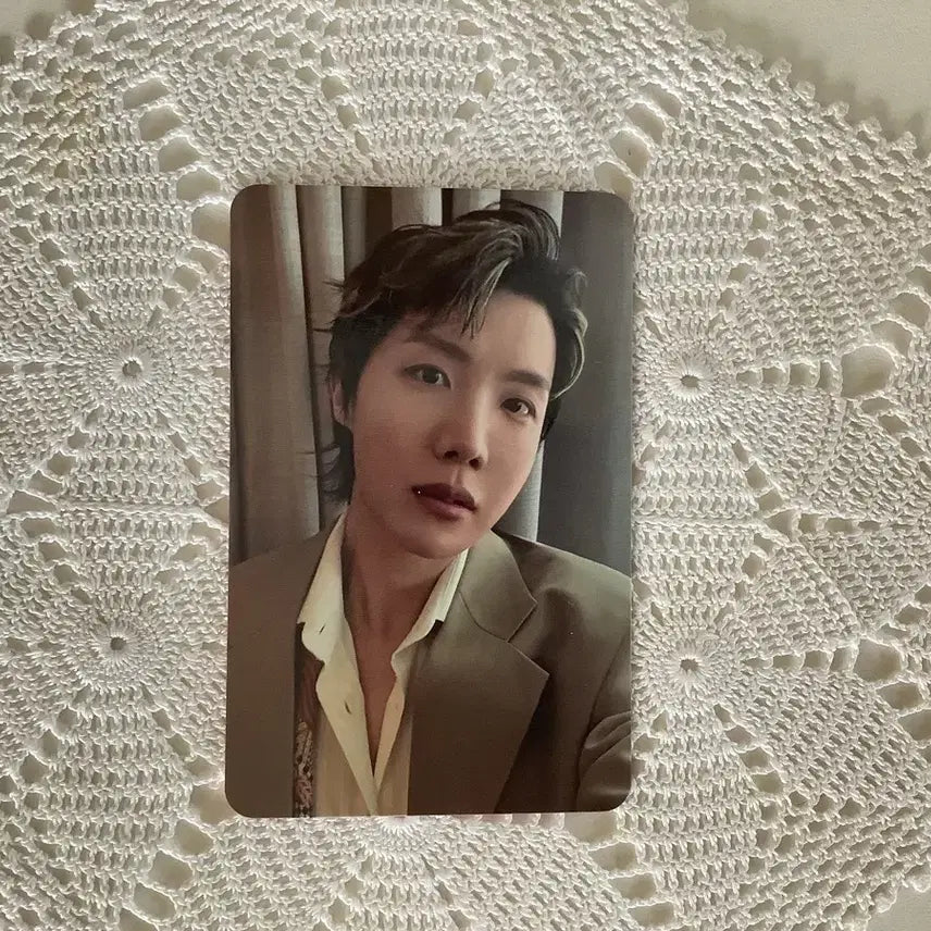 [BUNJANG] BTS World Tour Arirang Busan Concert J-Hope Photocard / 방탄 BTS 월드투어 아리랑 부산콘 포카 호석 제이홉