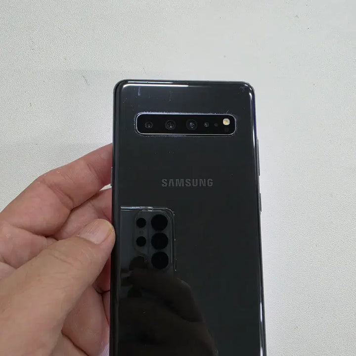 [BUNJANG] Samsung Galaxy S10 5G 256GB Black Used Phone / 갤럭시 S105G 블랙 무잔상 A급 정상공기기 중고폰