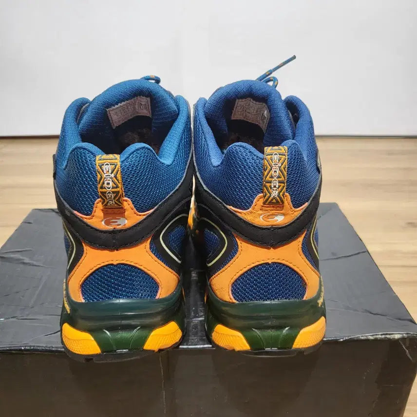 [BUNJANG] EiDER Gore-Tex Mid-Cut Hiking Boots / EiDER