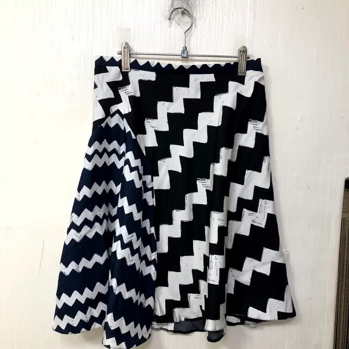 [BUNJANG] Paule Ka 100% Silk Skirt / PAULE KA 견100 스커트