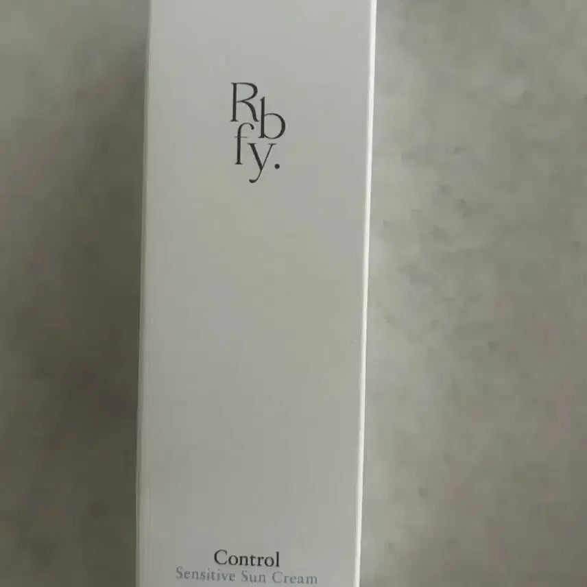 [BUNJANG] Re:cipe You Control Sensitive Sun Cream SPF45 PA+++ / 리바이포유 컨트롤 센서티브 선크림 SPF45 PA