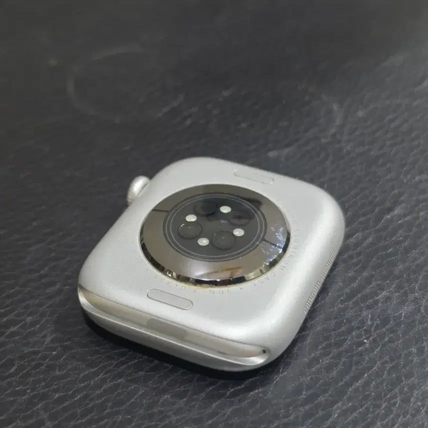 [BUNJANG] Apple Watch Series 10 46mm Aluminum Silver GPS / 애플워치10 46mm 알루미늄 실버 GPS 배터리 97