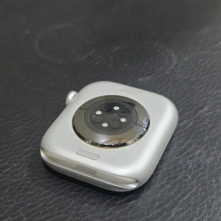 [BUNJANG] Apple Watch Series 10 46mm Aluminum Silver GPS / 애플워치10 46mm 알루미늄 실버 GPS 배터리 97