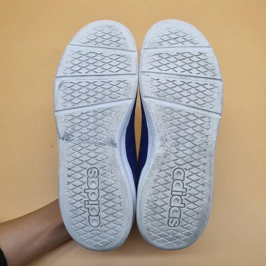 [BUNJANG] Adidas Junior Daily Sneakers 240 / 아디다스 주니어 데일리 운동화 240
